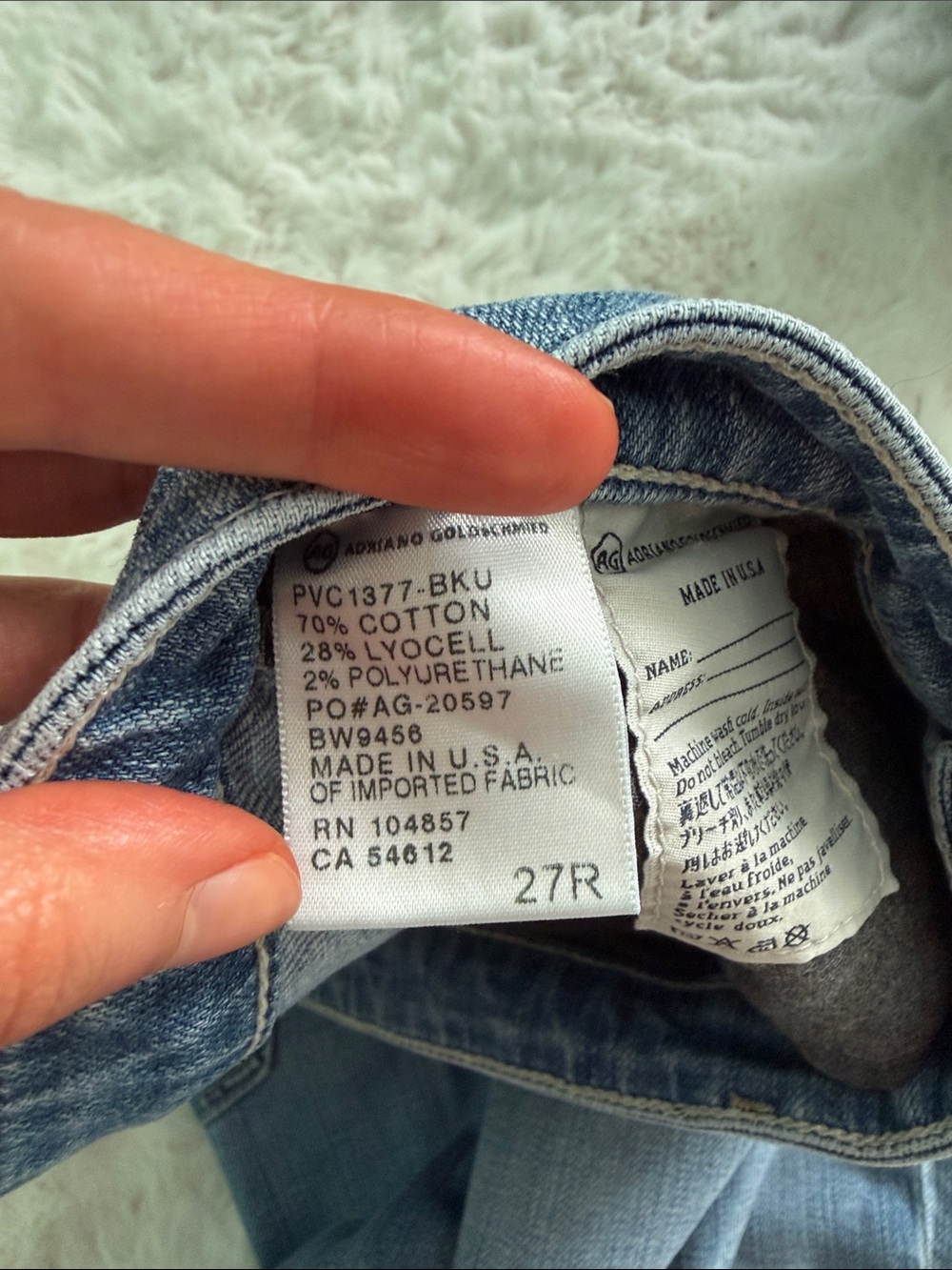Women's Light Wash Jeans - Stretch Slim - Picture 5 of 8
